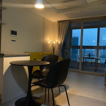 Landmark Songdo Stay 2 Inchon Exteriör bild