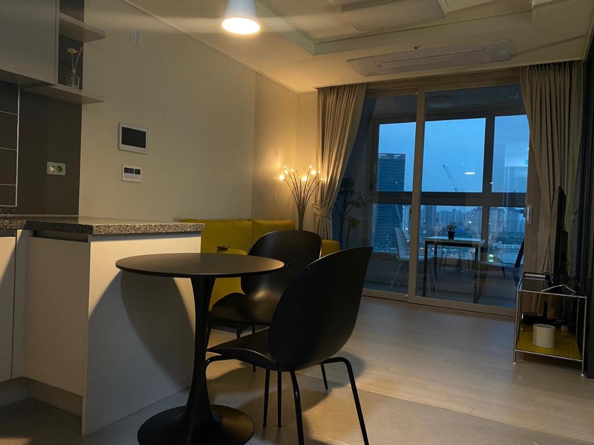 Landmark Songdo Stay 2 Inchon Exteriör bild